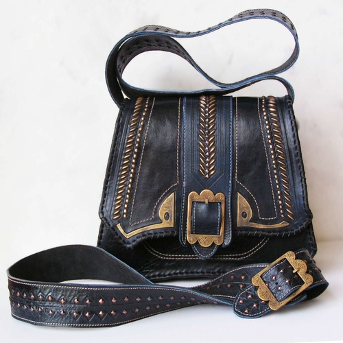 Сумка жіноча шкіряна, розмір 25*30*8 см